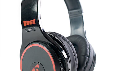 Dillinger Labs Wireless Headphones are SKAA-Enabled