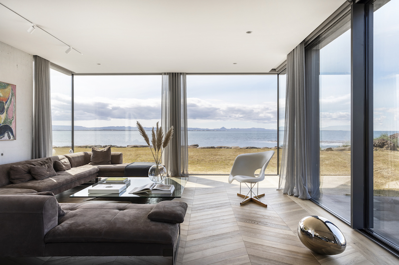Amina Livingroom Iceland