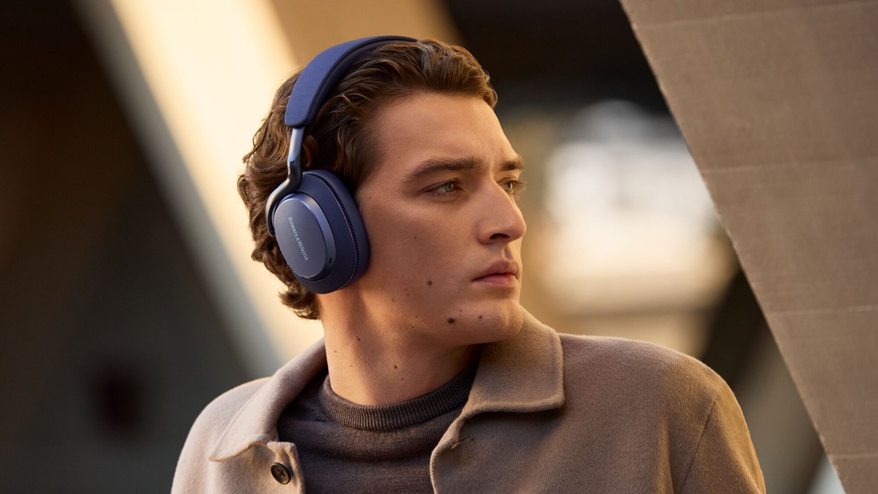 bowers & wilkins Px7 S3 wireless headphones